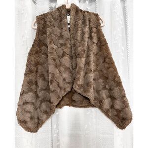 Anthropologie fur vest 